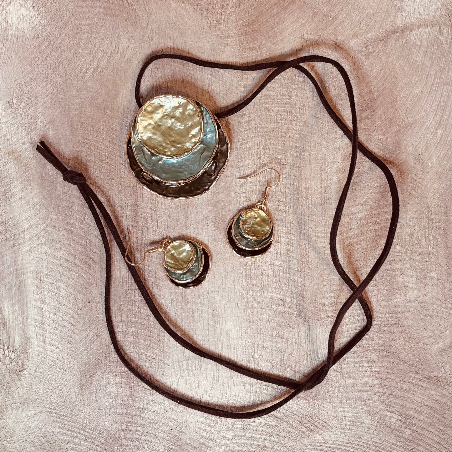 Textured Tri-Layered Pendant & Earring Set