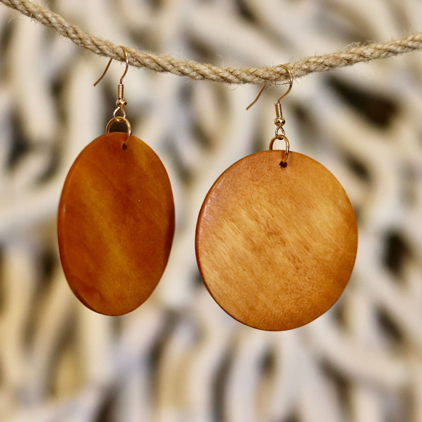Minimalist Wooden Oval Earrings – Natural & Lightweight