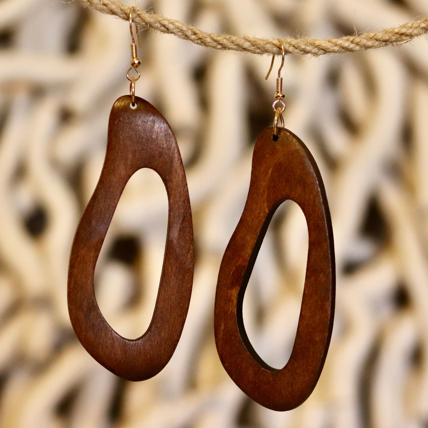 Abstract Wooden Openwork Earrings – Organic & Lightweight