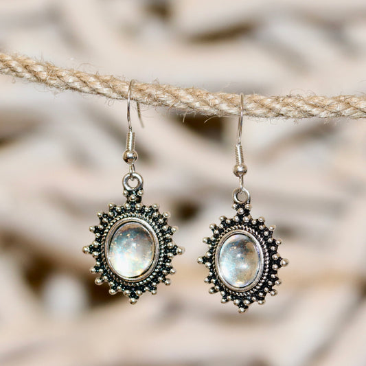 Vintage Charm Faux Pearl Earrings – Graceful Beauty
