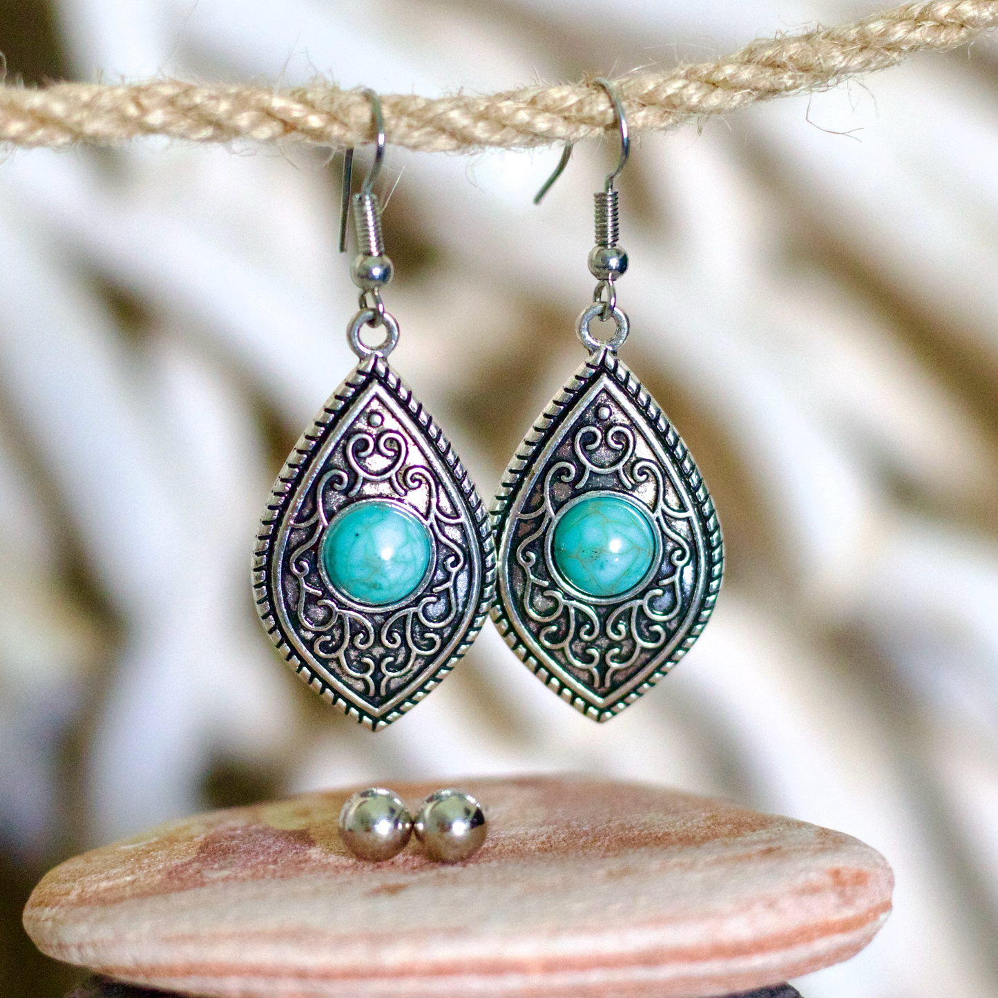 Turquoise Teardrop Earring Set – Vintage-Inspired Elegance