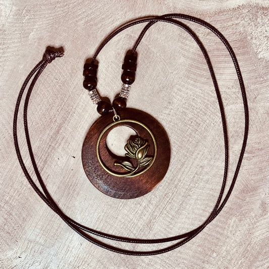 Brass Rose Wooden Disc Necklace – Romantic & Earthy
